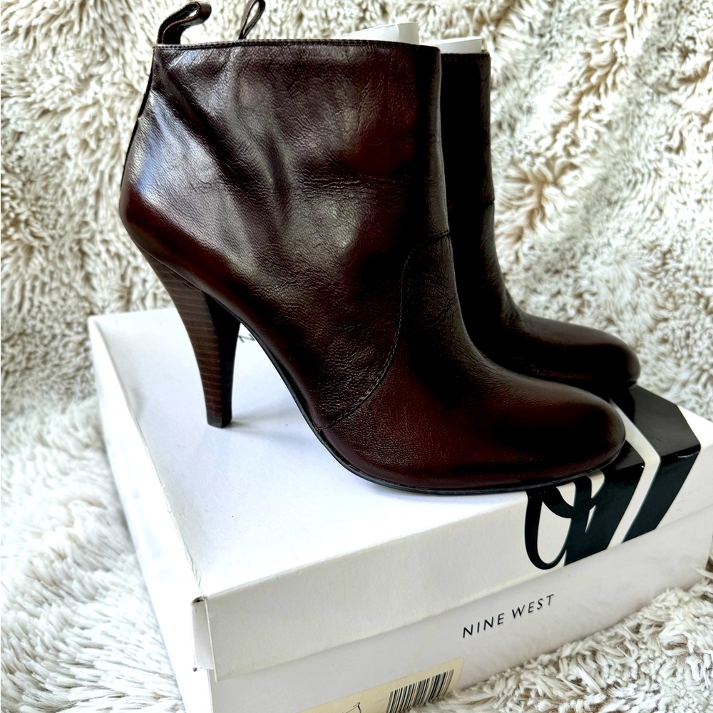 Nine West Women’s Brown Boot size 9M